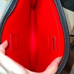 ルブタン　クラッチバッグ　　の画像