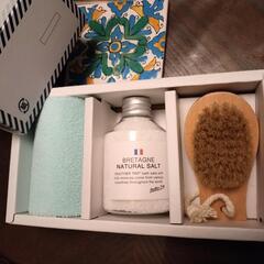 【新品】ブルターニュのバスソルト,ブラシ,タオル3点セット★おし...