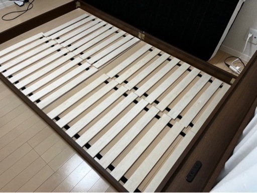 家具 ベッド　セミダブルベッド