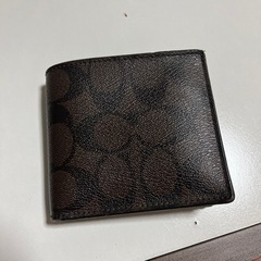 COACH二つ折り財布！またまだ使えます！