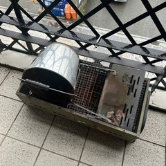 鉄屑。バーベキューのコンロ