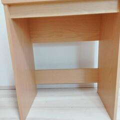 ニトリ　家具 テーブル　デスクの画像