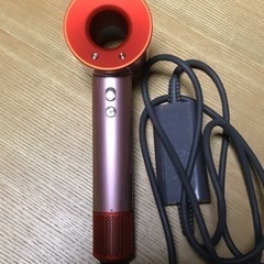 Dysonドライヤー　未使用に近い　