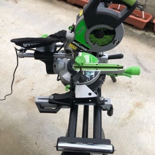 エボリューションスライド丸鋸➕専用台➕おまけ付き