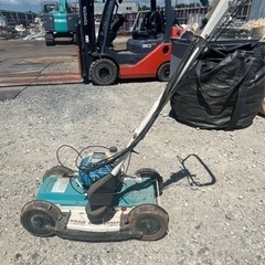 クボタ草刈り機