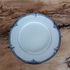 【 NORITAKE  】 ノリタケ お皿2枚セット　　生活雑貨 食器の画像