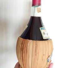 イタリア キャンティ ルフィーノ1981年の画像