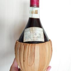 イタリア キャンティ ルフィーノ1981年の画像