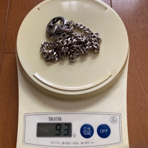 アルズニシルバーのネックレス