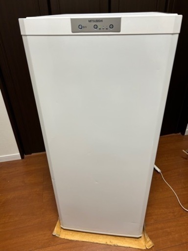 フリーザー　冷凍庫　MF-U12T-W1 国産三菱製　動作確認済み