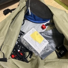 4人乗り　でかいゴムボート　おまけ付きの画像