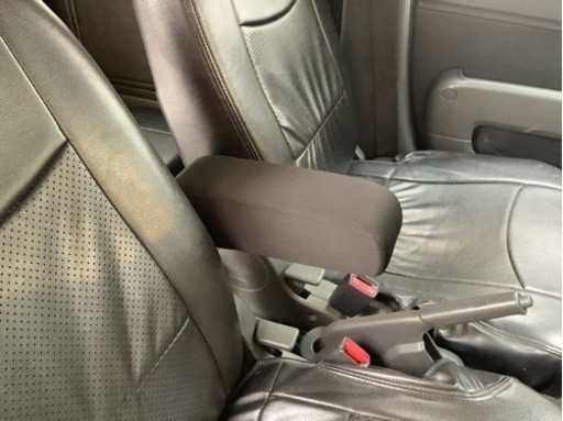ハイゼットカーゴ肘掛け