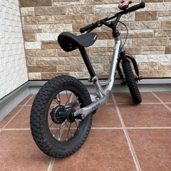 子供用自転車の画像