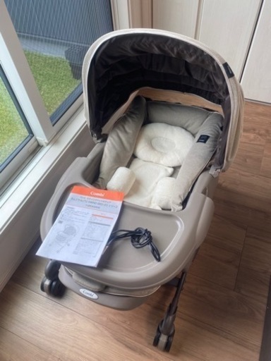 【美品】子供用品 ベビー用品　電動ハイローチェア