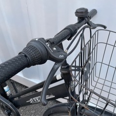 ママチャリ 27インチ自転車 6段変速/鍵/オートライト 定価3.5万円 都内/千葉市引取】ママチャリ 27インチ自転車 6段変速/鍵/オートライト