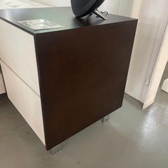 ナイトテーブル　大塚家具の画像