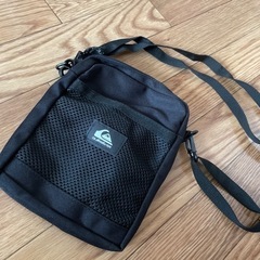 QUIKSILVER ショルダーバッグ