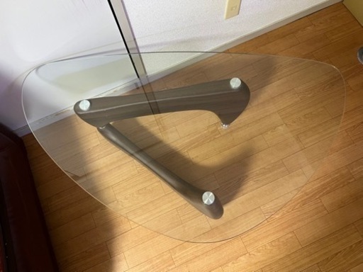イサムノグチ　ガラステーブル