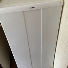 相談中　　冷凍庫　100リットル 