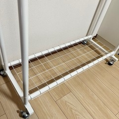 キャスター付ハンガーラック パイプハンガーの画像