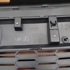 ホンダ N-BOX JF3 JF4 純正フロントグリル 中古の画像