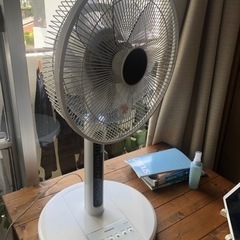 hitachi 扇風機(季節、空調家電)の中古が安い！激安で譲ります