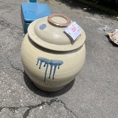 リサイクルショップどりーむ天保山店　No13564　壺　つぼ　蓋つき　レトロ　アンティークの画像