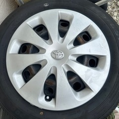 車のパーツ タイヤ、ホイール
