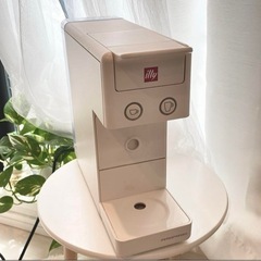 illy コーヒーカプセルマシン、変圧器付き
