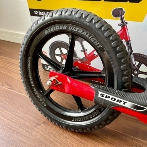 ストライダー スポーツモデル12inch 箱 説明書 工具等付 おもちゃ
