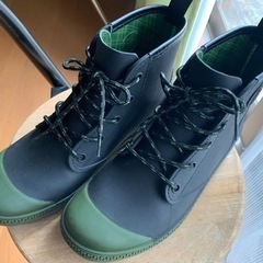 レインブーツ