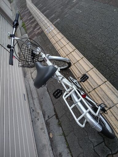 RIDGETOP[リッジトップ]20吋 折り畳み自転車 外装6段/ホワイト
