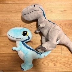 ジュラシックワールド　ジュラシックパーク　ぬいぐるみ