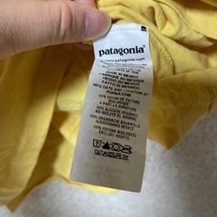 お値下げ20%オフ　パタゴニアPatagoniaTシャツイエローXL（14）服/ファッション Tシャツ キッズの画像