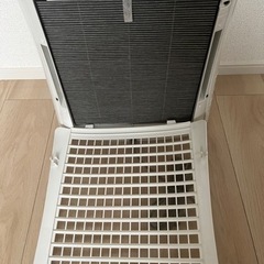 空気清浄機 SHARP／FU-L30-Wの画像