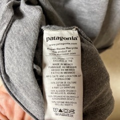 お値下げ　パタゴニアPatagoniaTシャツグレーXL（14）服/ファッション Tシャツ の画像