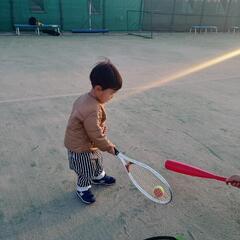 平日昼間にテニス（硬式）できる人大募集！