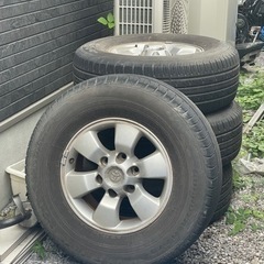 ハイラックスサーフ 215 純正タイヤホイール