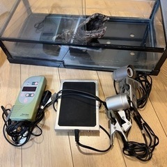 爬虫類ケージの画像