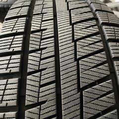 MINI R60ホワイトレタースタッドレス+ホイール4本 の画像