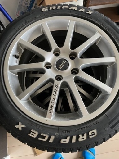 MINI R60ホワイトレタースタッドレス+ホイール4本
