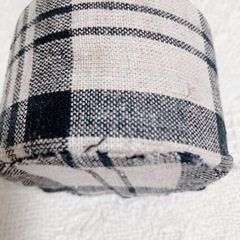 ハンドメイド　チェック柄　円形小物入れ　手作り　小物雑貨の画像