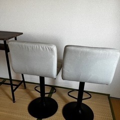 カウンターチェア2脚セットの画像