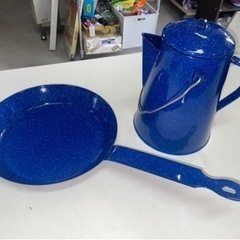 JOYLIFE  ジョイライフ　簡易ホーロー11pcs.セット　クッカーセット　アウトドア　キャンプ　ソロ　焼肉　BBQ  中古　③の画像