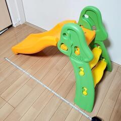 子供用すべり台の画像