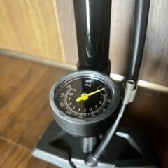 自転車 空気入れ 仏式 米式 英式 ロードバイク クロスバイク フロアポンプ エアゲージ付 SIG-FP006 の画像