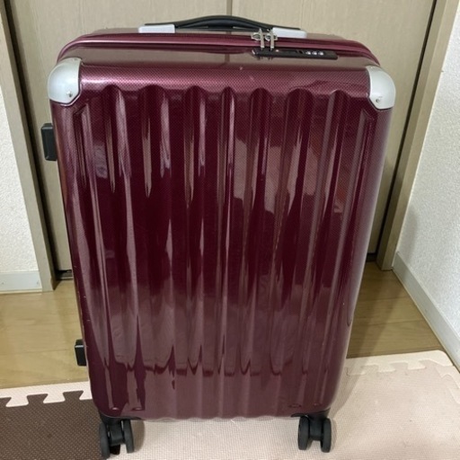 キャリーケース