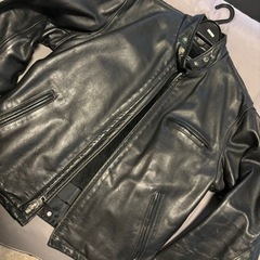 皮ジャンの画像