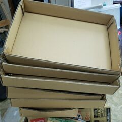 段ボール　模型塗装　粘土　彫刻　机を汚したくない時に