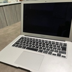 決定しました。パソコンMacBook Air ノートパソコンの画像